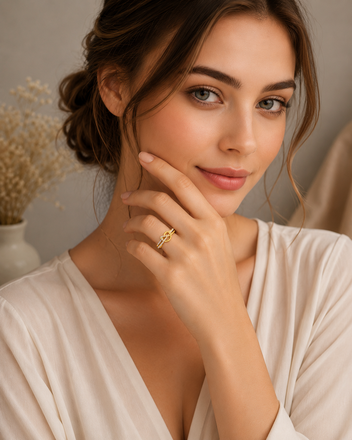 Elegant Interlocking Diamond Ring