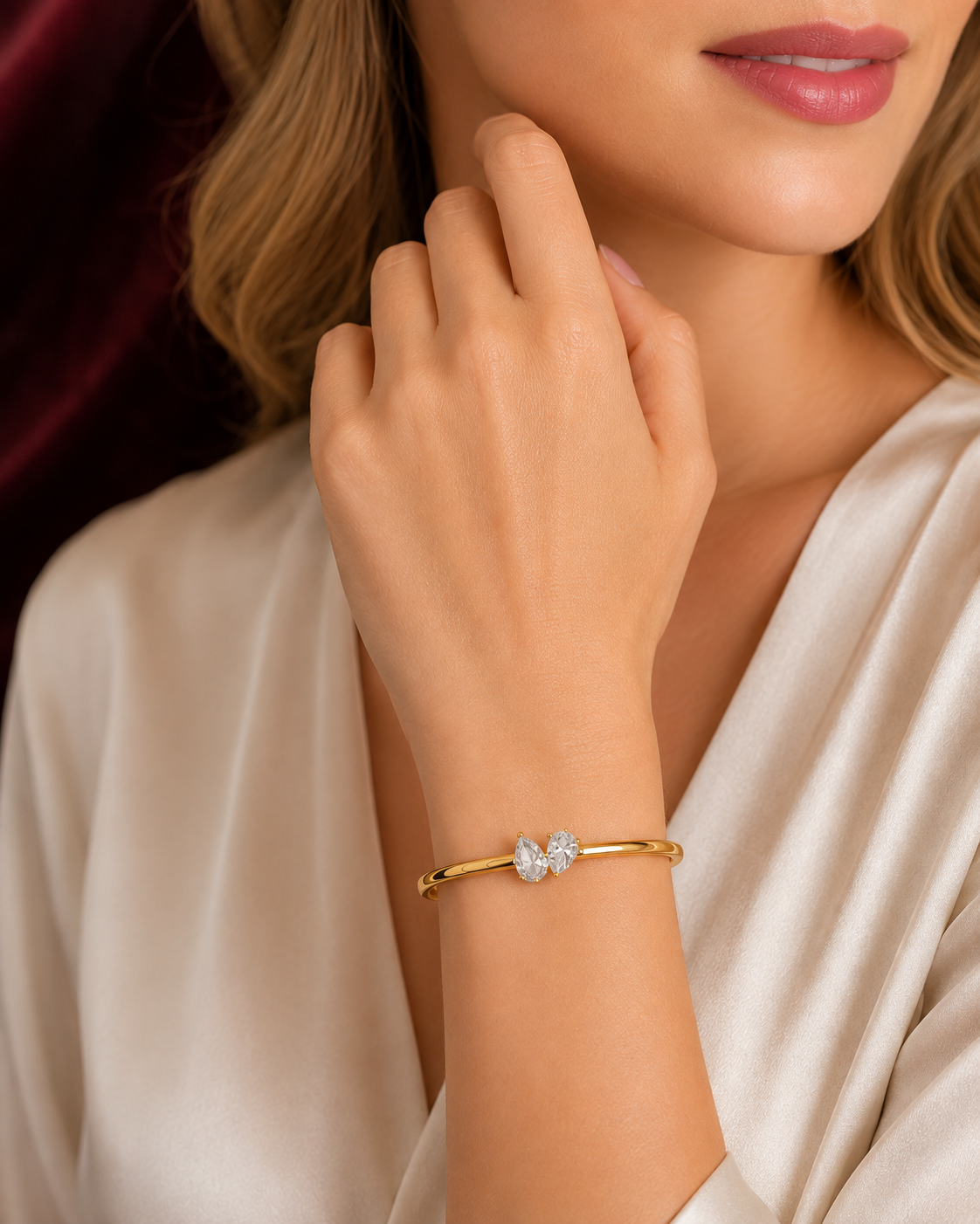 Pear-Shaped Diamond Bangle