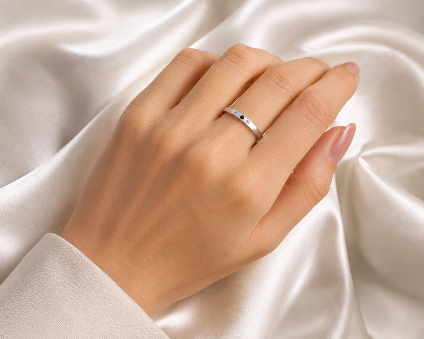 Round Diamond Band Ring